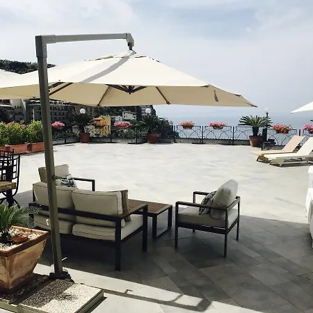 Panzió Terrazza Di *